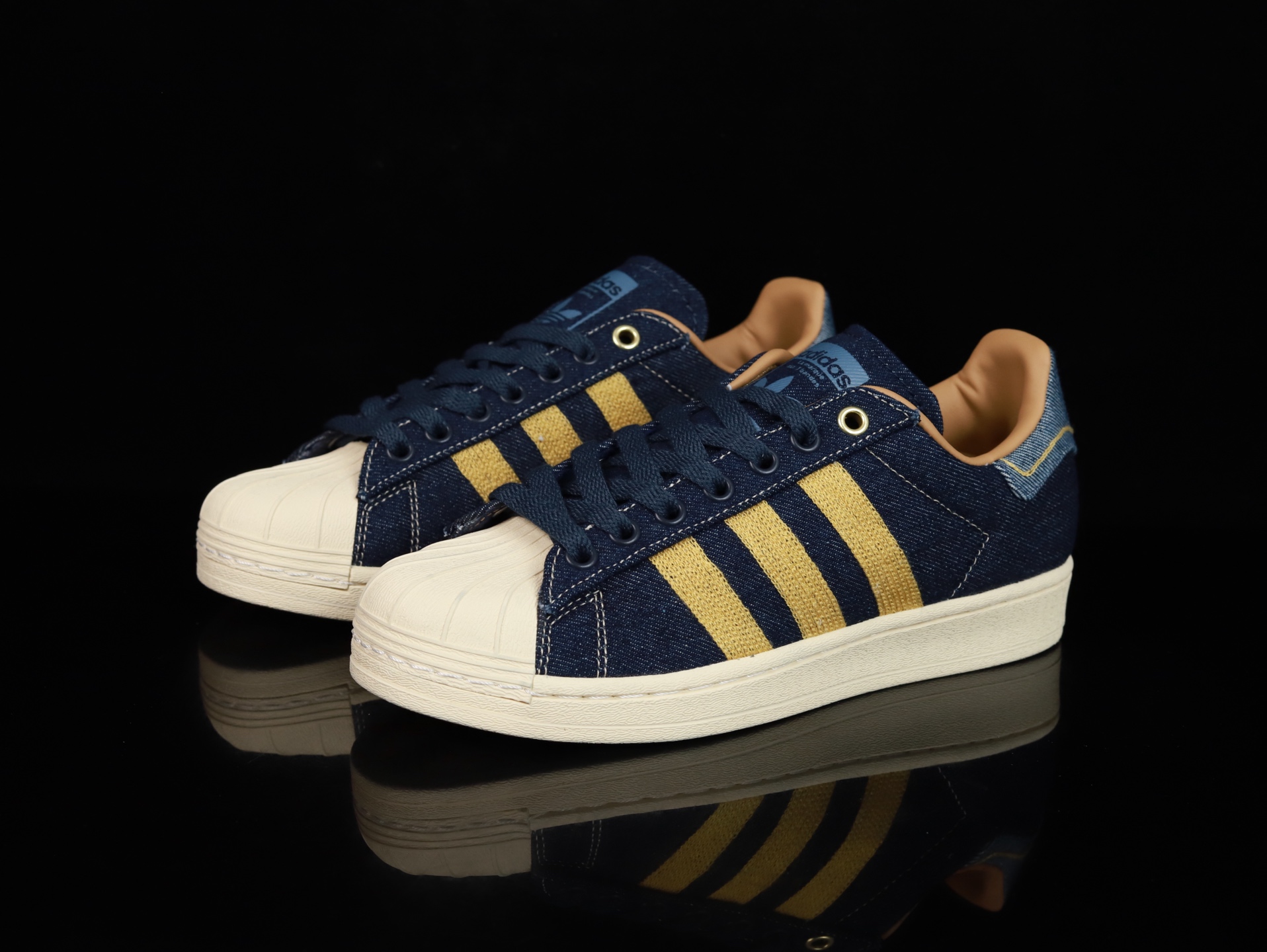 8401ea18 Elite Level Responsive Cushioning Low Top Performance Sneakers | Fragment Clothing