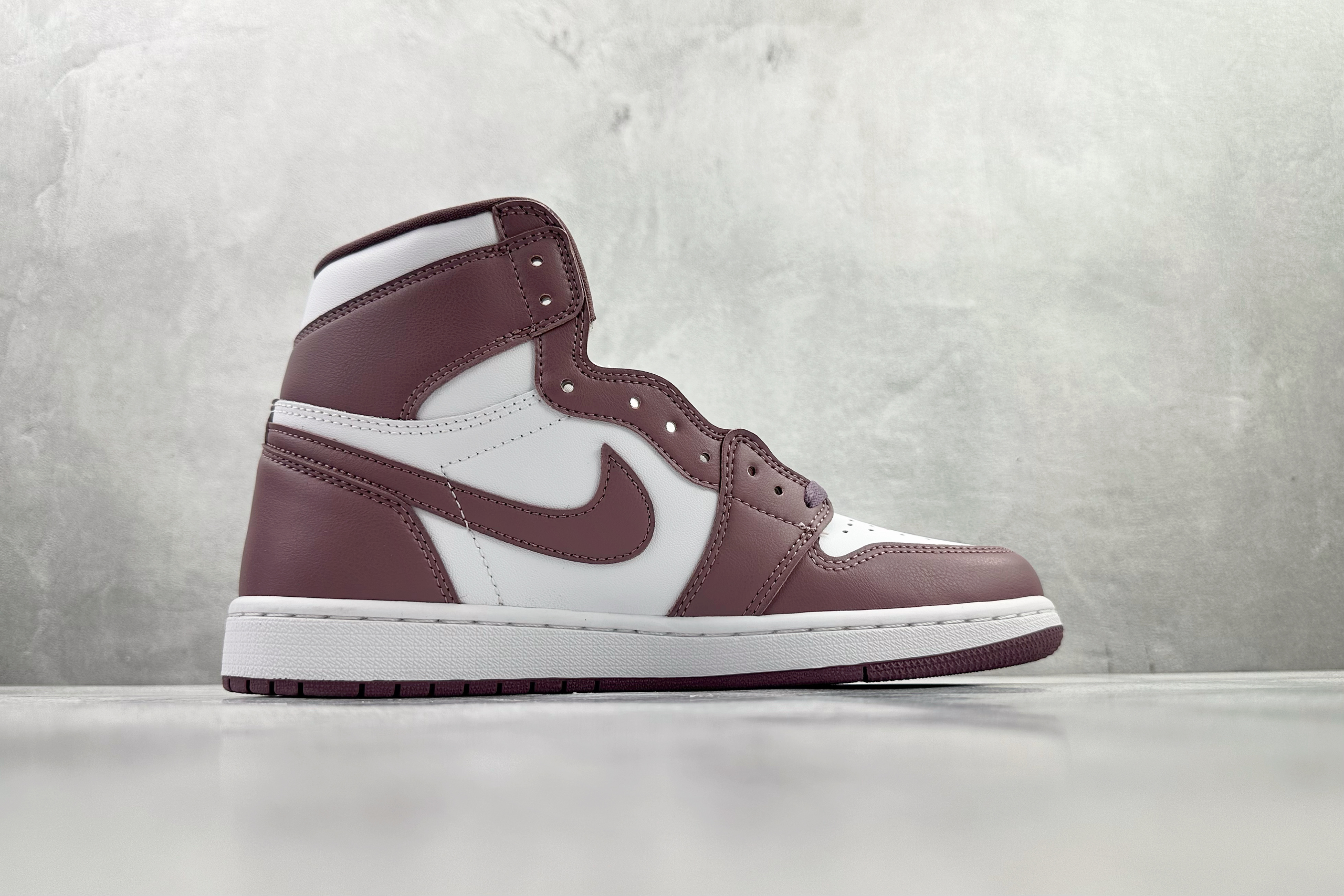 Jordan Casual Sports Sneakers for Men & Women (1) Jordan Casual Sports Sneakers for Men & Women | Fragment Clothing Streetwear