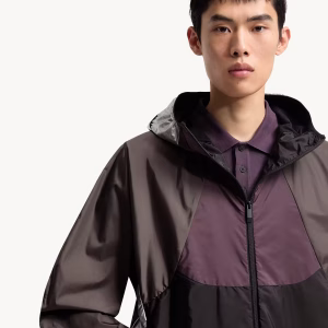 Moncler Sormiou Packable Hooded Windbreaker | Fragment Clothing - View 2