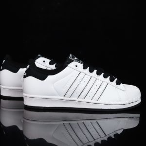 Advanced Engineering Lightweight Multi Directional Traction Court Shoes | Fragment Clothing