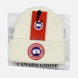 Canada Goose Ivory Classic Logo Disc Beanie | Fragment Clothing