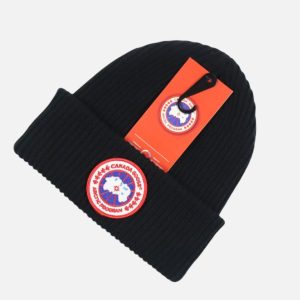 Canada Goose Black Classic Logo Disc Beanie | Fragment Clothing