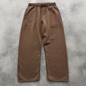 STRAIGHT-LEG SWEATPANTS - COFFEE | Fragment Clothing