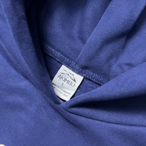 Akimbo Club Navy Blue Graphic Pullover Hoodie | Fragment Clothing - View 2