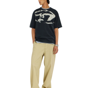 T-shirt with distressed flocked logo | Fragment Clothing - View 2