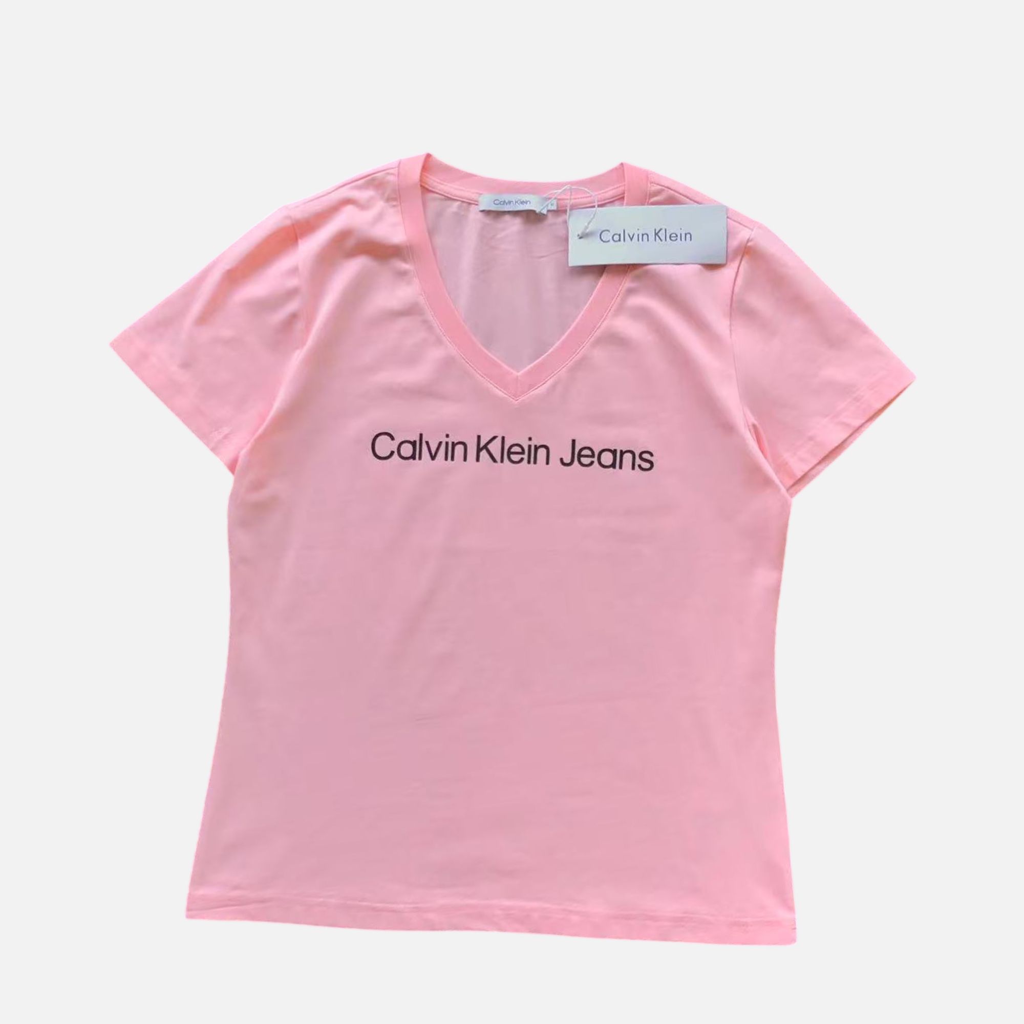 Calvin Klein Jeans Chest Logo Printed V-Neck Tee – Pink Calvin Klein Jeans Chest Logo Printed V-Neck Tee – Pink | Fragment Clothing